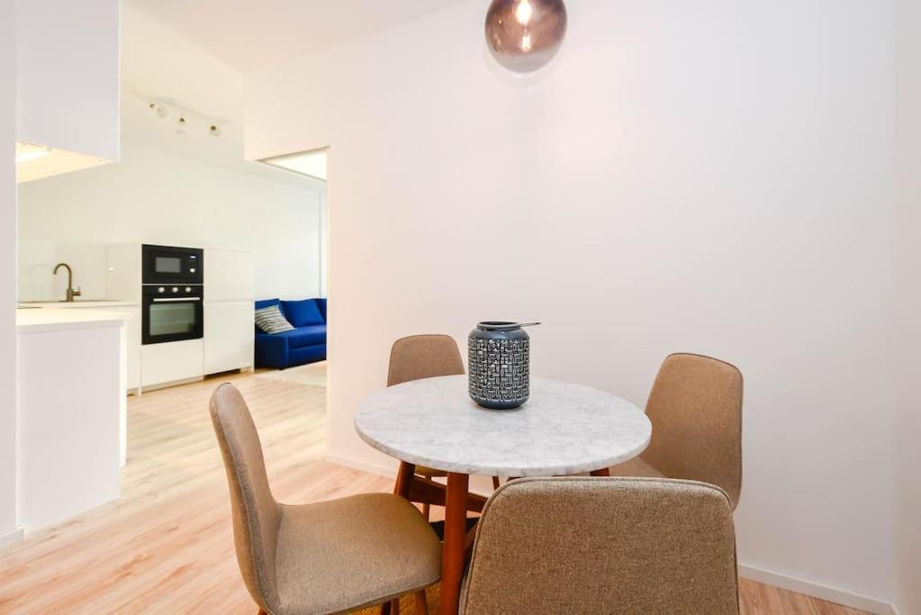 New Modern Apartment In City Center براتسيلافا المظهر الخارجي الصورة